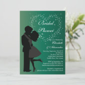 Niedliche küssende Paare im Liebe-Brautparty Einladung (Stehend Vorderseite)