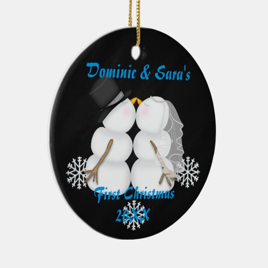 Niedliche küssende Snowman-erste Keramikornament (Rechts)