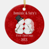 Niedliche küssende Snowman-erste Keramikornament (Vorne)