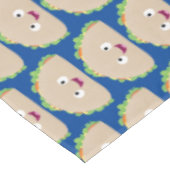 Niedliche Lächelnde Taco-Cartoon-Illustration Tischdecke (Schrägansicht)