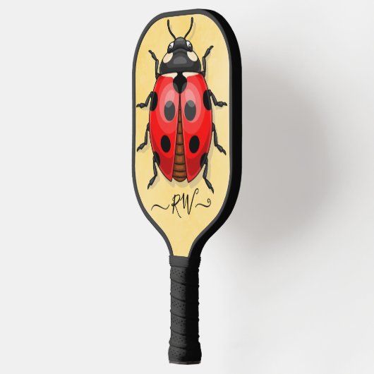 Niedliche Ladybug-Grafik mit Initialen Pickleball Schläger (Links)
