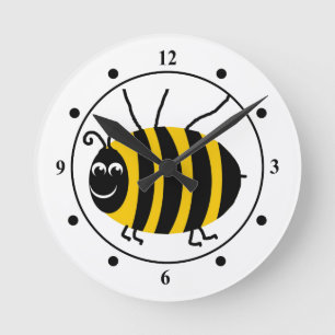 Niedliche Ladybug Runde Wanduhr