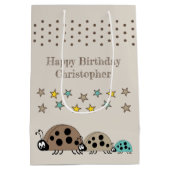 Niedliche Ladybugs geben Sternen braun Mittlere Geschenktüte (Rückseite)