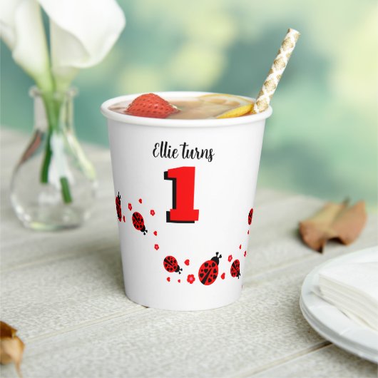 Niedliche Ladybugs mit Herz Pappbecher (In Situ)