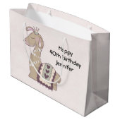 Niedliche Lama-Prinzessin trägt eine Krone zum Geb Große Geschenktüte (Rückseite Schrägansicht)