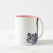 Niedliche Landung Cartoon Snow Leopard Tasse (VorderseiteRechts)