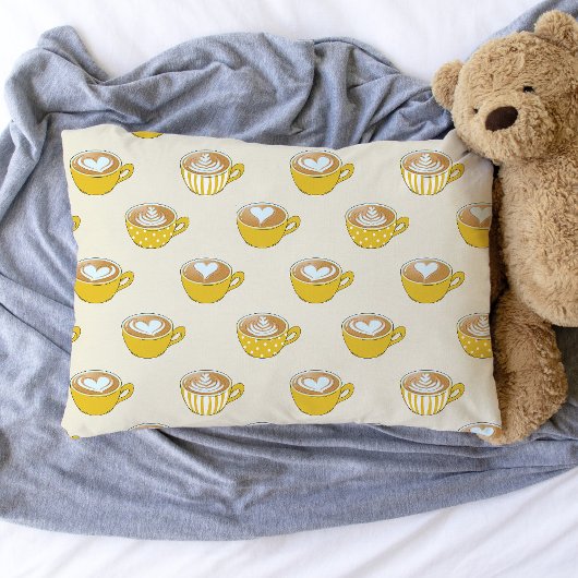 Niedliche Latte Art in Yellow Coffee Mugs Muster Kissenbezug