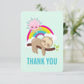 Niedliche Lazy Sloth mit Sun & Rainbow Vielen Dank Dankeskarte (Stehend Vorderseite)