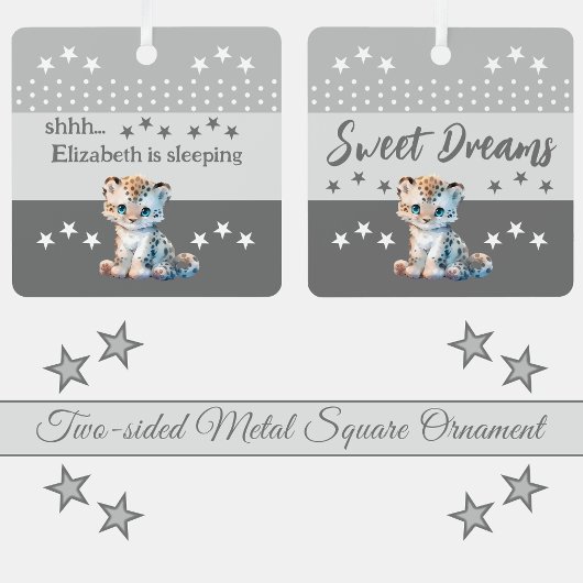 Niedliche Leoparden, deren Name bedeutet, in Grau Ornament Aus Metall