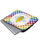 Niedliche LGBT-Proud-Regenbogenbiene und -Blume Laptopschutzhülle (Vorne Knopf)