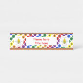 Niedliche LGBT-Proud-Regenbogenbiene und -Blume Schreibtischnamensplakette (Vorderseite )