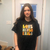 NIEDLICHE LIEBE in Pastellfarben NIE Schwarzer T - T-Shirt