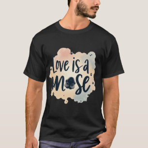 Niedliche Liebe ist ein Zitronenhecht mit Paw-Druc T-Shirt