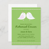 Niedliche Liebe-Vögel auf grünem Proben-Abendessen Einladung (Vorne/Hinten)