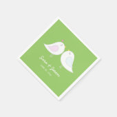 Niedliche Liebe-Vögel auf Limonem Grün Serviette (Ecke)