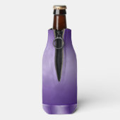 Niedliche Lila Fantasy Butterfly Monogram Flaschenkühler (Flasche Rückseite)