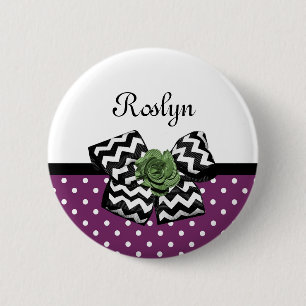 Niedliche lila Punkt-grüne Rosen-Zickzack Bogen Button
