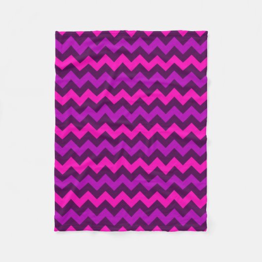 Niedliche Lila Rosa Chevrons Kleines Fleece Blanke (Vorderseite)