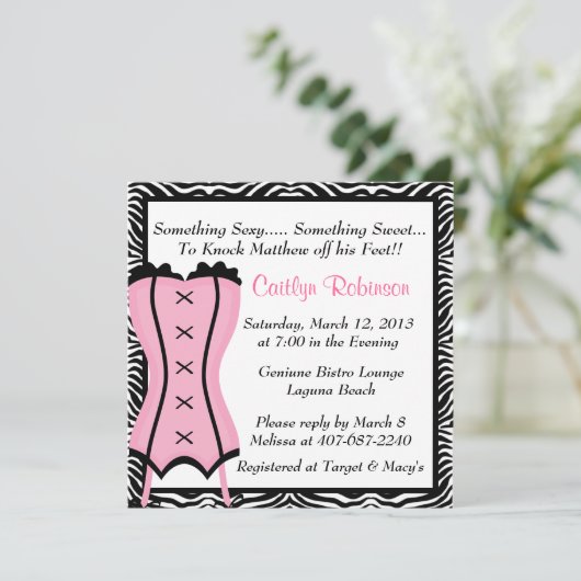 Niedliche Lingerie Bridal Dusche Einladung (Stehend Vorderseite)