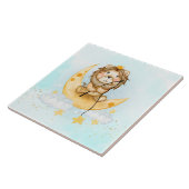 Niedliche Löwenfischerei auf dem Mond Fliese (Seite)