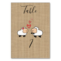 Niedliche, lustige Cartoon Schafe in Liebe begrabe