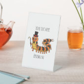 Niedliche lustige Centipez-Cartoon-Abbildung Sockelschild (In SItu)