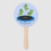 Niedliche, lustige grüne Bohnen auf Trampolin-Cart Fächer (Vorderseite)