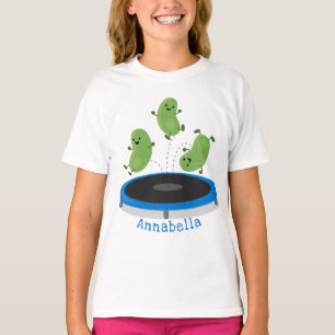 Niedliche, lustige grüne Bohnen auf Trampolin-Cart T-Shirt