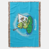 Niedliche, lustige, grüne Froschszene Cartoon-Abbi Decke (Vorderseite Vertikal)