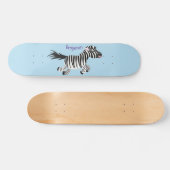 Niedliche lustige Zebra-Cartoon-Illustration Skateboard (Horizontal)