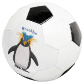 Niedliche Macaroni-Pinguin-Cartoon-Abbildung Fußball (Dreiviertel)