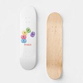 Niedliche Macaros Cartoon Illustration Skateboard (Vorderseite)