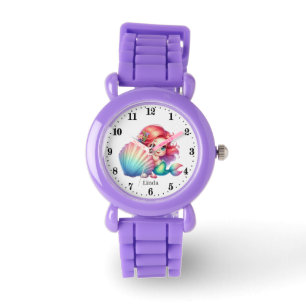 Niedliche Mädchenfreunde tragen ihren Namen Armbanduhr