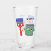 Niedliche Malerpinsel und Zeichenkarikaturen Glas (Rückseite)