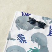 Niedliche Manateure mit Bläschen-Muster Strandtuch (Beispiel)