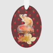 Niedliche Maus auf einem Roten Pilz mit Äpfeln Ornament (Rückseite)