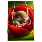 Niedliche Maus schlafen Mittlere Geschenktüte (Vorderseite)