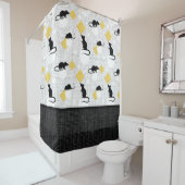 Niedliche Maus und Schweizer Käsebläschen Schwarz- Duschvorhang (Beispiel)