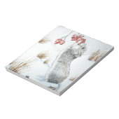 Niedliche Mäuse und rote Beeren - Schneeszene Notizblock (Rotiert)