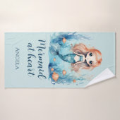 Niedliche Meerjungfrau im Handtuch für das Herz Badehandtuch (Badehandtuch)