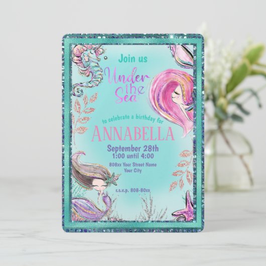 Niedliche Meerjungfrauen unter dem Party Aquamarin Einladung (Stehend Vorderseite)