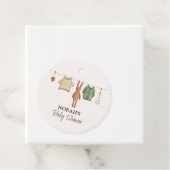 Niedliche Minimal Boho Winter Boy Clothes Kinderdu Geschenkanhänger (Beispiel)