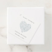 Niedliche Minimal Dusky Blue Floral Heart Baby Dus Geschenkanhänger (Beispiel)