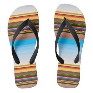 Niedliche, moderne, farbenfrohe Streifen Badesandalen