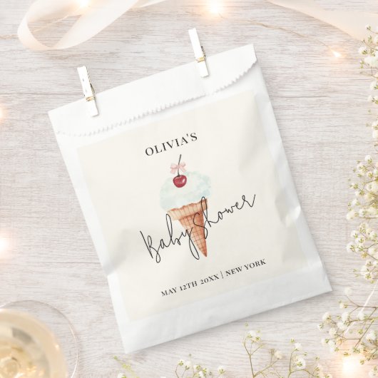 Niedliche moderne Kirschschschnecke Eiscreme Babyd Geschenktütchen (Ausgeschnitten)