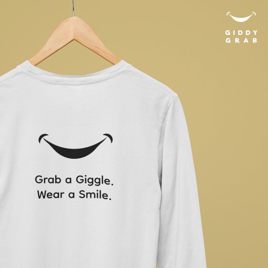 Niedliche moderne Typografie Giggle & Smile Simple T-Shirt