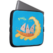 Niedliche nachos-Maischips beim Surfen Cartoon Laptopschutzhülle (Vorne Rechts)