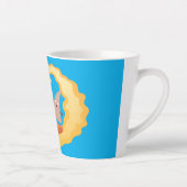 Niedliche nachos-Maischips beim Surfen Cartoon Milchtasse (Rechts)