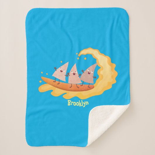 Niedliche nachos-Maischips beim Surfen Cartoon Sherpadecke (Vorderseite)