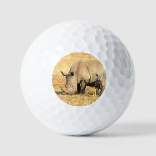 Niedliche Nashörner in Afrika Golfball (Vorderseite)